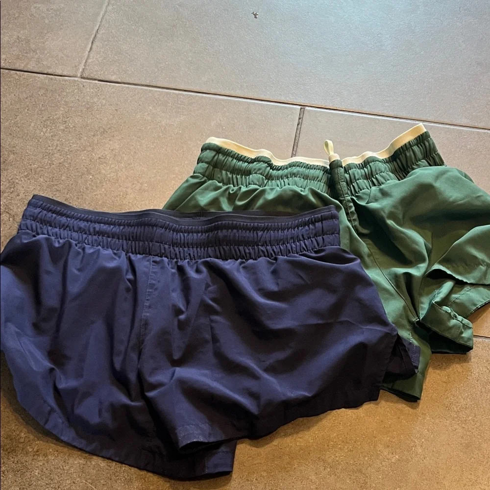 Fabletics running shorts - Picture 2 of 3